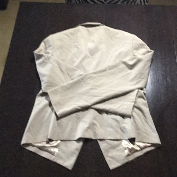 Tan blazer - Picture 2 of 4